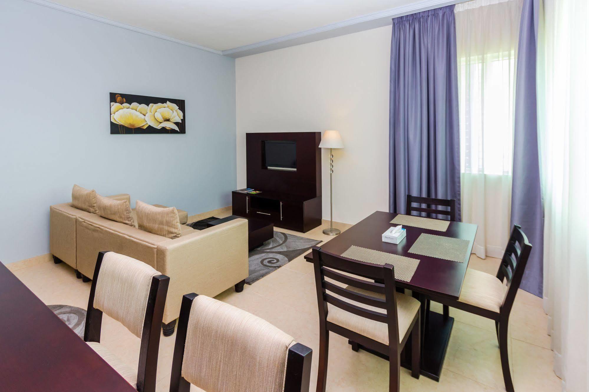 Tower Hotel Apartments Abu Dhabi Exterior photo