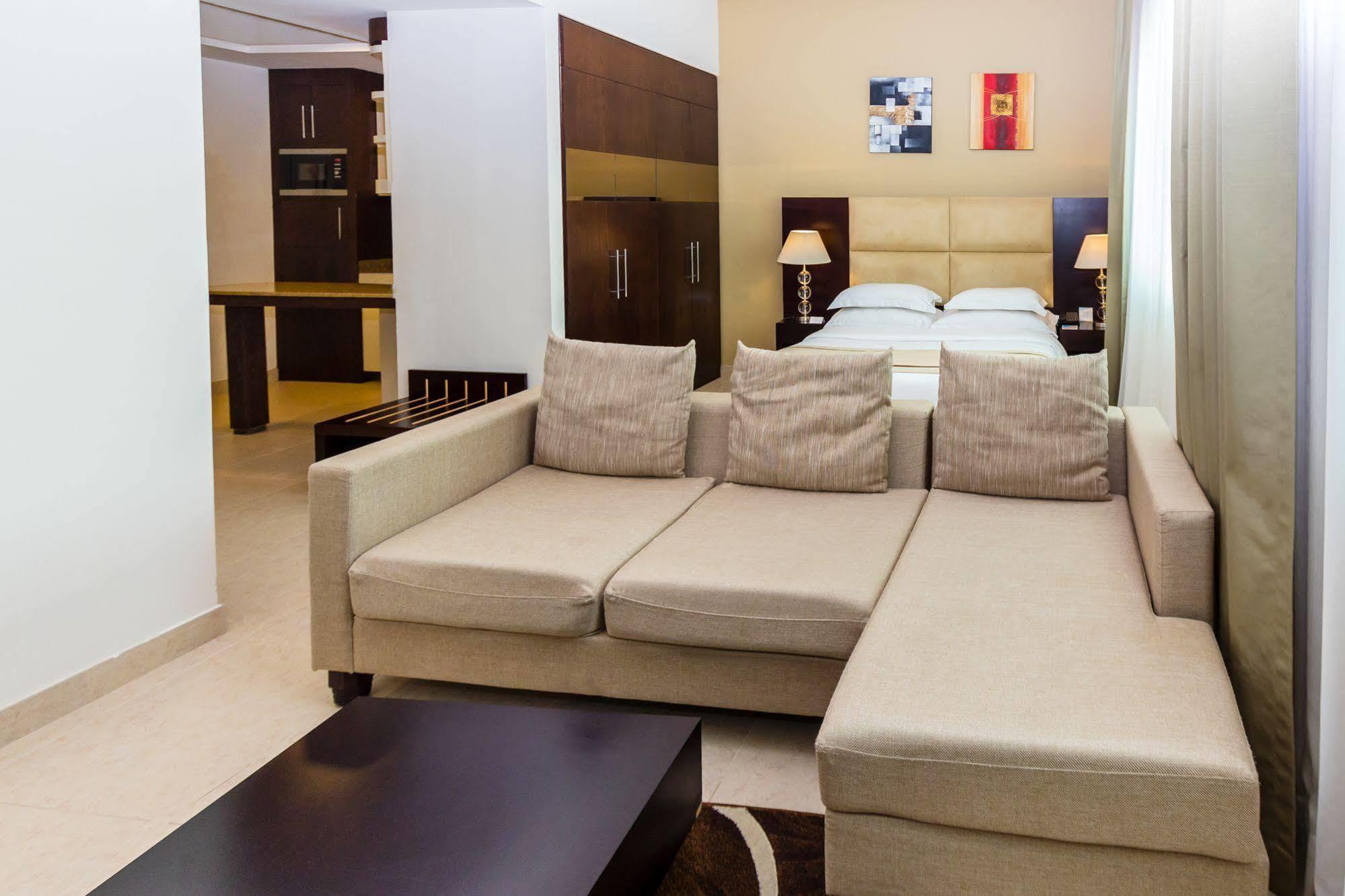 Tower Hotel Apartments Abu Dhabi Exterior photo